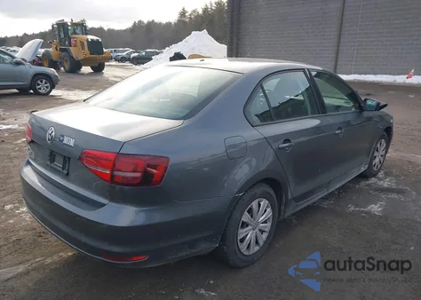 2015 Volkswagen Jetta 2.0L S z USA, uszkodzony, nr VIN 3VW2K7AJ4FM301425